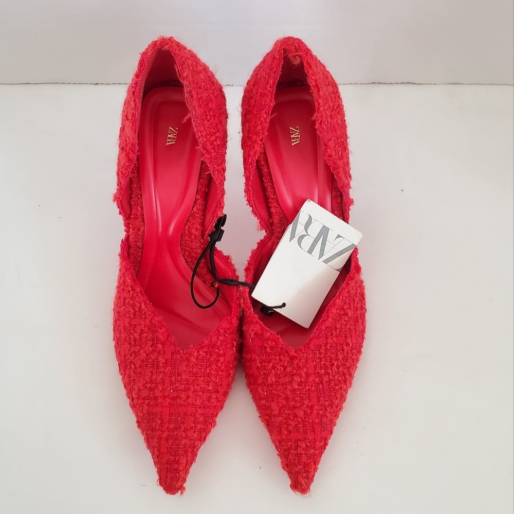 NWT Zara Red Texture Pointed Toe Heels